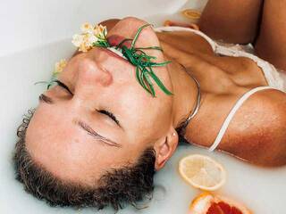 Erotisk videochatt HolyMummy