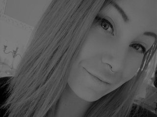 Erotisk videochatt HolySweetiePoly