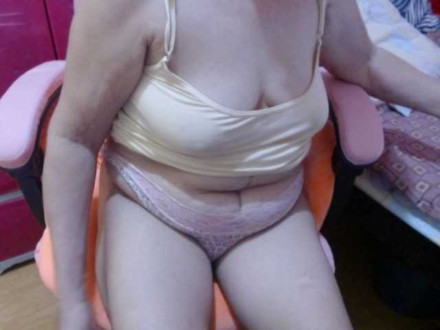 Sändningsbilder hotgrannyxx