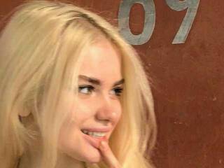 Erotisk videochatt HotSexyBaby