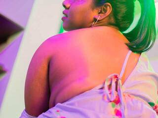 Erotisk videochatt IndiraVermutt