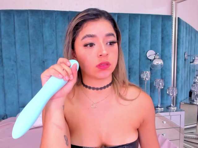 Foton IreneGreenn ❤️ squirt ❤️ [300 tokens left] cute young latina needs a punishment. Let's get dirty! I'm your babygirl ❤️❤️!!! #cute #spit #hairy #ahegao #anal