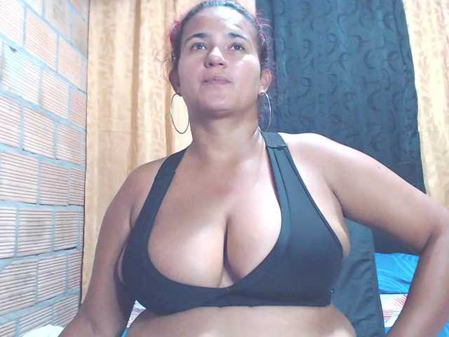 Foton isabellegree I am a very hot latina woman willing everything for you without limits love