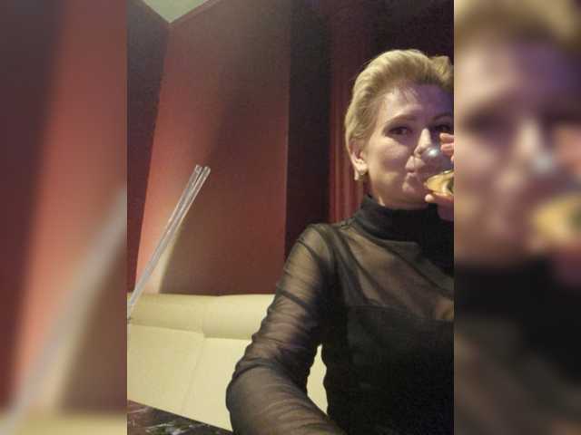 Sändningsbilder M-A-D-O-N-N-A