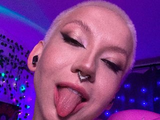 Erotisk videochatt joyce_treier