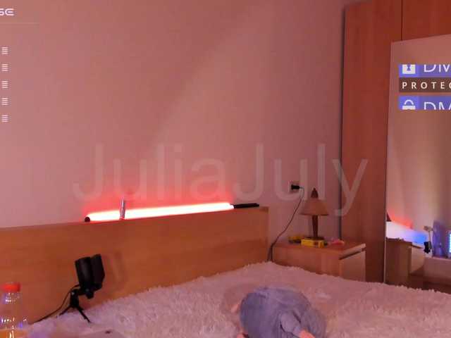 Sändningsbilder JuliaJuly