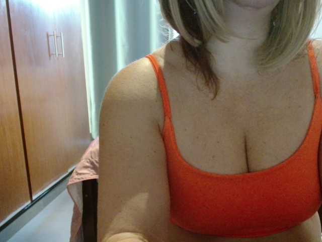 Sändningsbilder sexymommy77