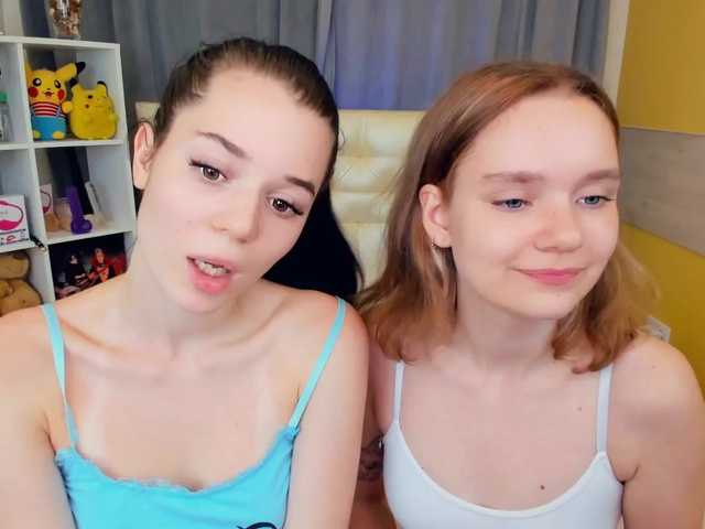 Foton KarenHeidi Hey guys❤️ Our name are Heidi and Kylie. Welcome in my room Full naked in Pvt❤️