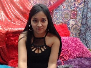 Foton katemoon-lee PLAY WITH MY PUSSY ! hi guys! #latina #cum #tits #ass #pussy #cute #submissive #master