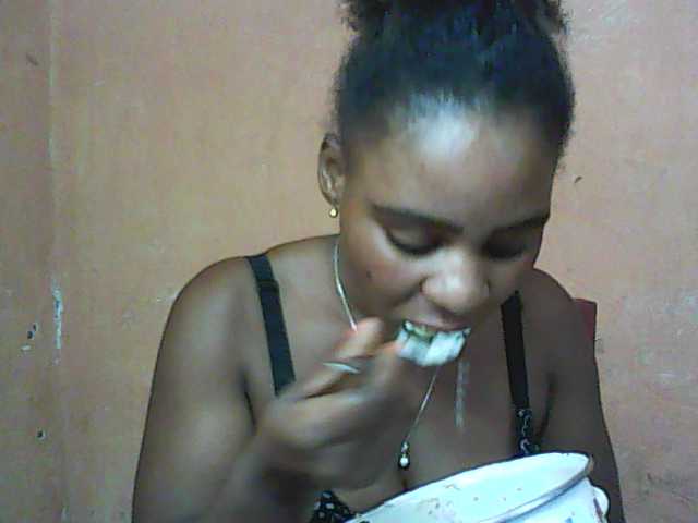 Sändningsbilder kattybraid