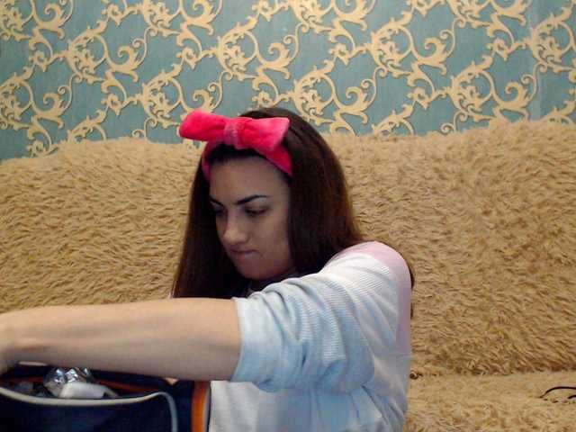 Foton KattyCandy Welcome to my room, in public we can just chat, pm-10 tk, open cam - 40 tk, and my name is Maria) 2000 1098 902 goal of day