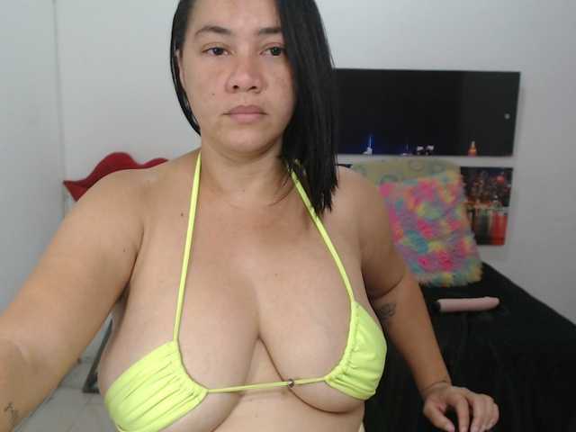 Foton kattyCurtys BEST BOOBS ONLINE!- BOOBJOB at 300 tips- RIDE at Goal // SHARE CAM IS ON!- PVT IS ON!