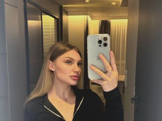 Erotisk videochatt KatyDaysie