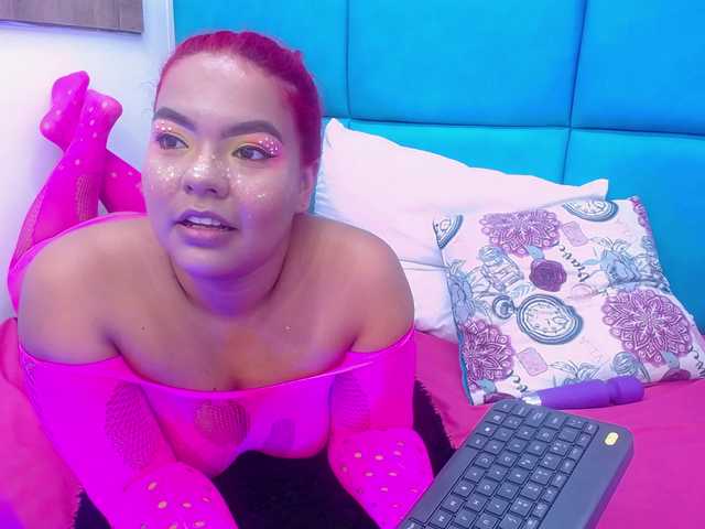 Sändningsbilder KendraW03