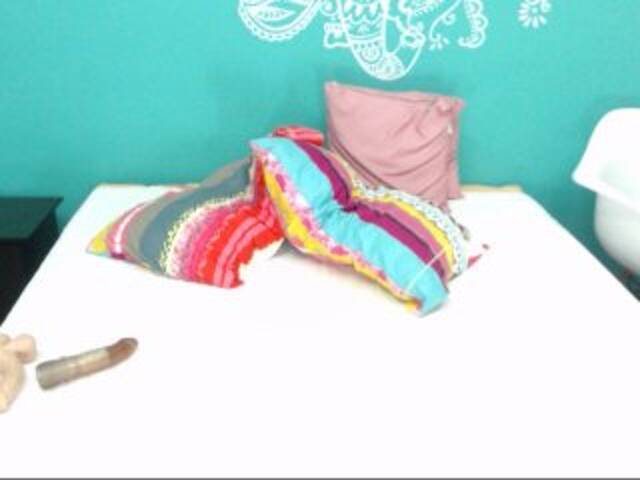 Sändningsbilder khloeferry