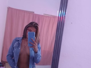 Erotisk videochatt Kiara0324