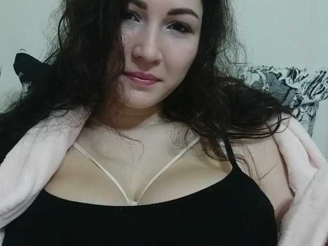 Foton KiraKOTq Hey guys!:) Goal- #Dance #hot #pvt #c2c #fetish #feet #roleplay Tip to add at friendlist and for requests!