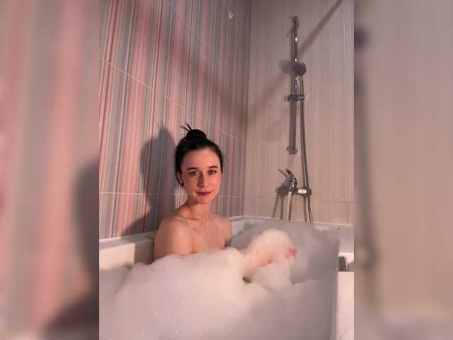 Sändningsbilder Kira_Li_Lime
