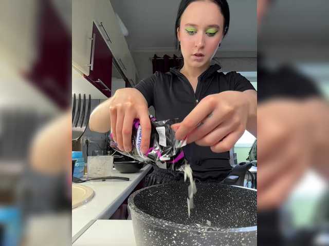 Sändningsbilder Kira_Li_Lime