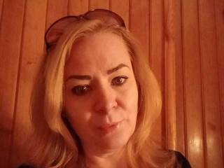 Erotisk videochatt KlorissDenvi