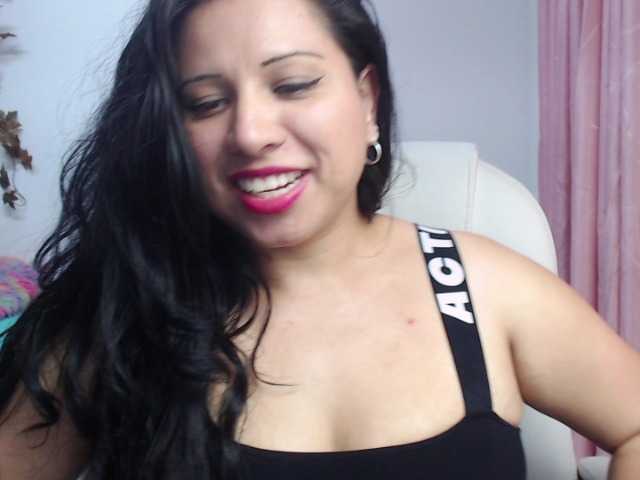Foton kriistal-fox hey guys make, me feel vibrations in my pussy #nonnude #latina #bbw #belly #bigass