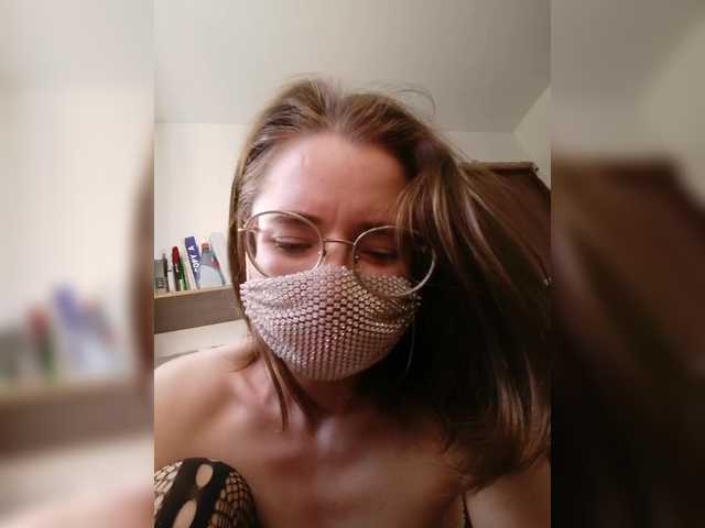 Sändningsbilder Kroshka-meow