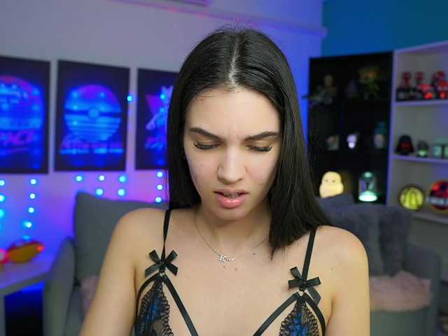Foton KylieQuinn018 I have to ask guys from america pls help me with some answer to me :) MAKE ME SQUIRT #teen #squirt #anal #dildo #18 Lovense Lush