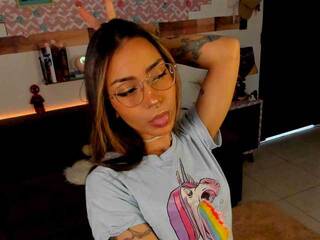Erotisk videochatt _Blo0mypie_