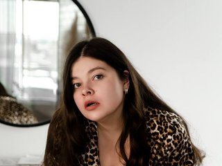 Erotisk videochatt Lila-Linds