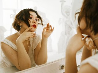 Erotisk videochatt Lilly-Cherry