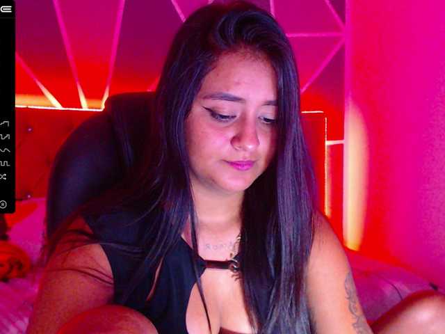 Foton lind- HOT LATINA♥ HUNGRY FOR YOUR LOVE♥ LET ME BE YOUR QUEEN♥ LUSH ALWAYS ON ♥ #latina #new #lovense #teen #18 #pussy