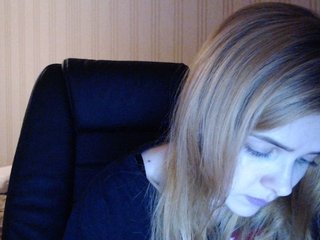 Foton Fiery_Phoenix hello, I'm Katy) put love) all the shows are private) on new lace underwear 555 tokens))