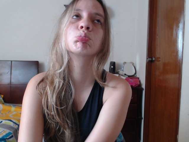 Foton lizzie-sweett Divirtámonos ahora #hairypussy