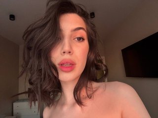 Erotisk videochatt LolaTeaseX