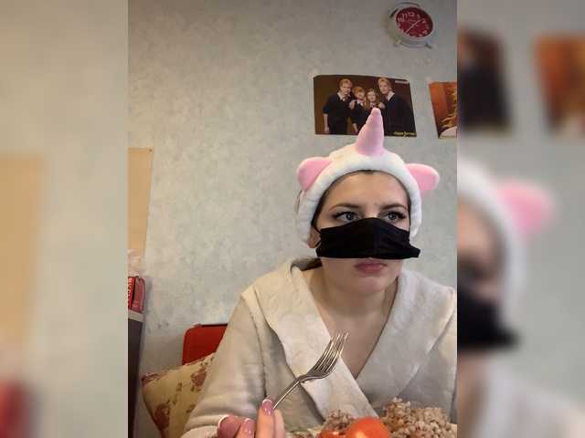 Sändningsbilder loli-bo77
