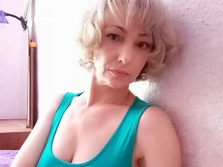 Erotisk videochatt Lorie-Carrie