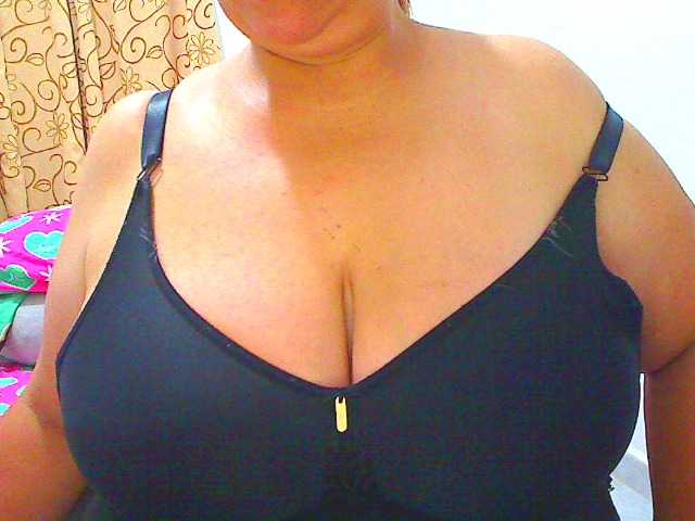Sändningsbilder luciana-pulsy