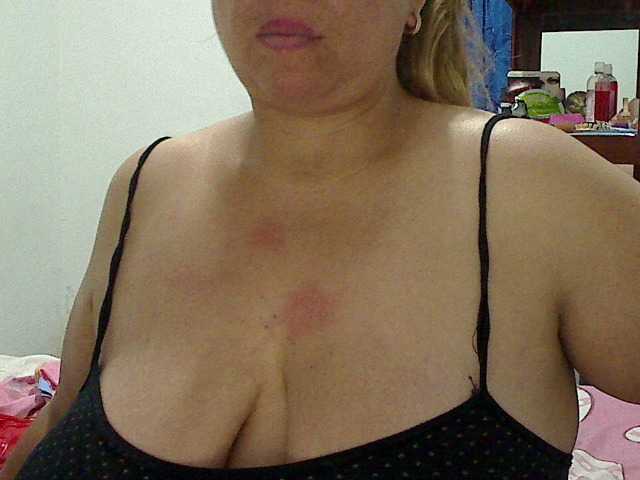 Sändningsbilder luciana-pulsy