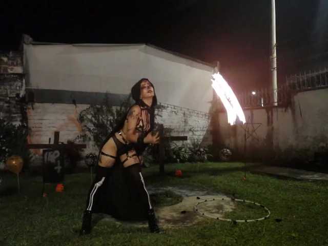 Foton Lucie-Ribas Welcome Fire Show When the room is full ♥ Do not forget to follow and help me give more shows! Thanks for all support | Goal Fire Show: 986