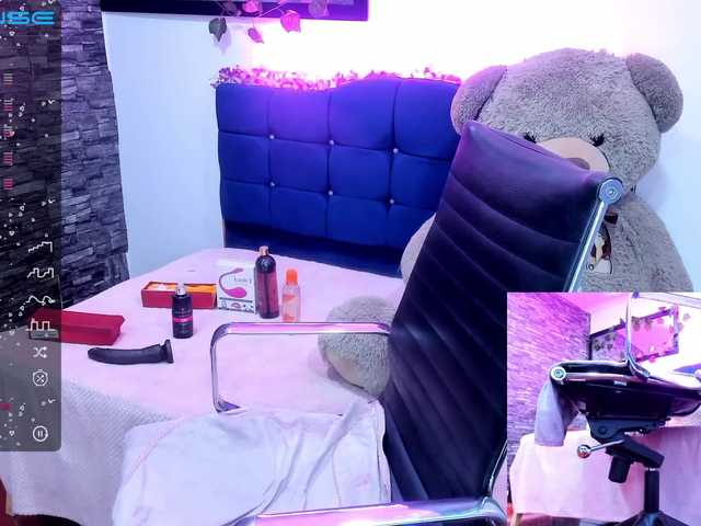 Foton Madelinexxx Hello, I'm new... My name is Madeline and I'm 18 years old❤Tip menuPvt ON- GOAL: SHOW BOOBS
