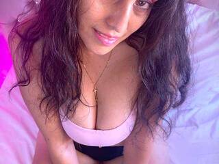 Erotisk videochatt MaeMoore