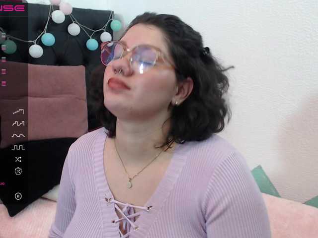 Foton Angijackson_ @remain for make my week happyI really like to see you on camera and see how you enjoy it for me, I want to see how your cum comes out for meMake me feel like a queen and you will be my kingFav vibs 44, 88 and 111 Make me squirt rigth now for 654 tkn