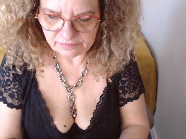 Foton maggiemilff68 #mistress #mommy #roleplay #squirt #cei #joi #sph - PM 40 tok - every flash 50 tok - masturbate and multisquirt 450- one tip