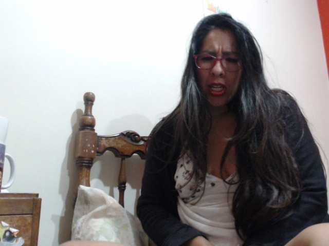 Foton Malishka19 Welcome, come on guys I'm horny, I want to wet my pussy with your tips!