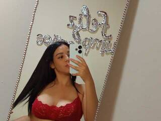 Erotisk videochatt Melody-Nahomi