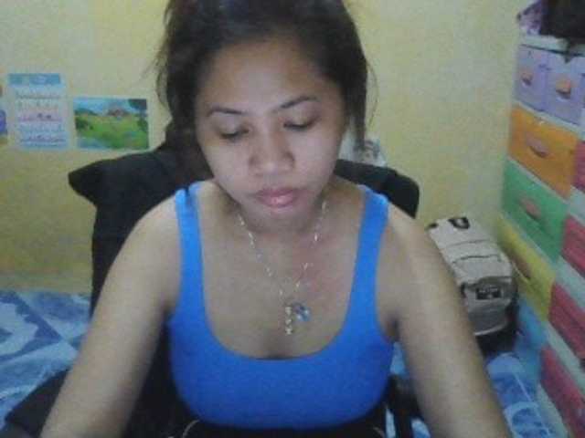 Foton mangogirl28 hello everyone how are you ?i hope you can help me hope to reach my goal to earn need to pay rent and bills and foods please