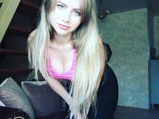 Erotisk videochatt _MAIIIKA_