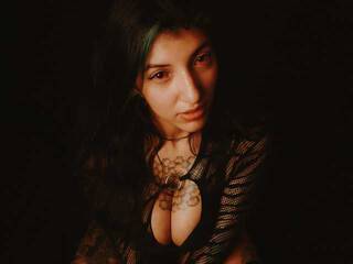 Erotisk videochatt Marllena