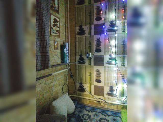 Sändningsbilder AHAHAC_HAXPEH_B_yHuTa3