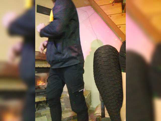 Sändningsbilder AHAHAC_HAXPEH_B_yHuTa3